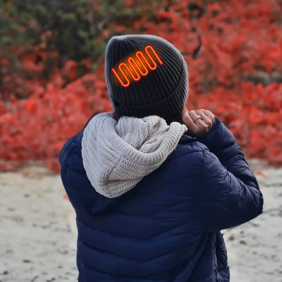 Qinux TechiHet heated beanie gallery image 2